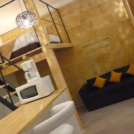 * Hyper Centre*local A Velo